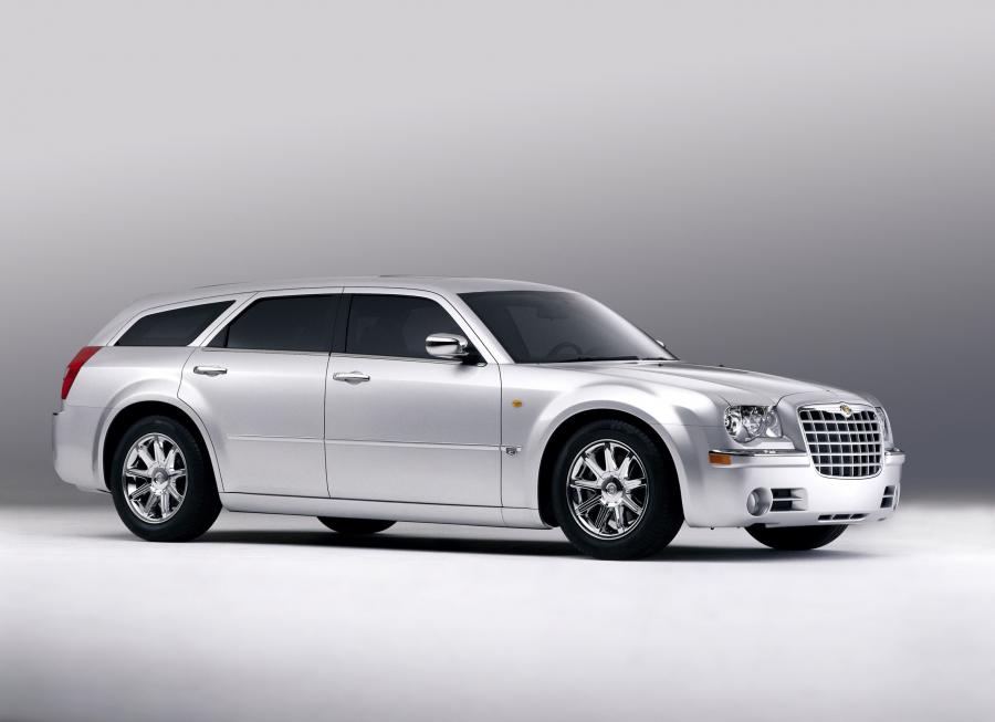  Chrysler 300C Touring Concept (LE) 2003 года  (фото 14 из 17)